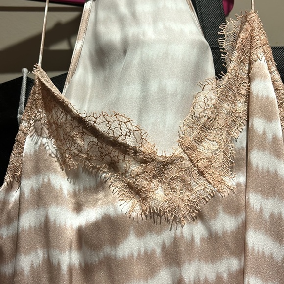 Like new cami silk tie die tank top - Picture 3 of 5